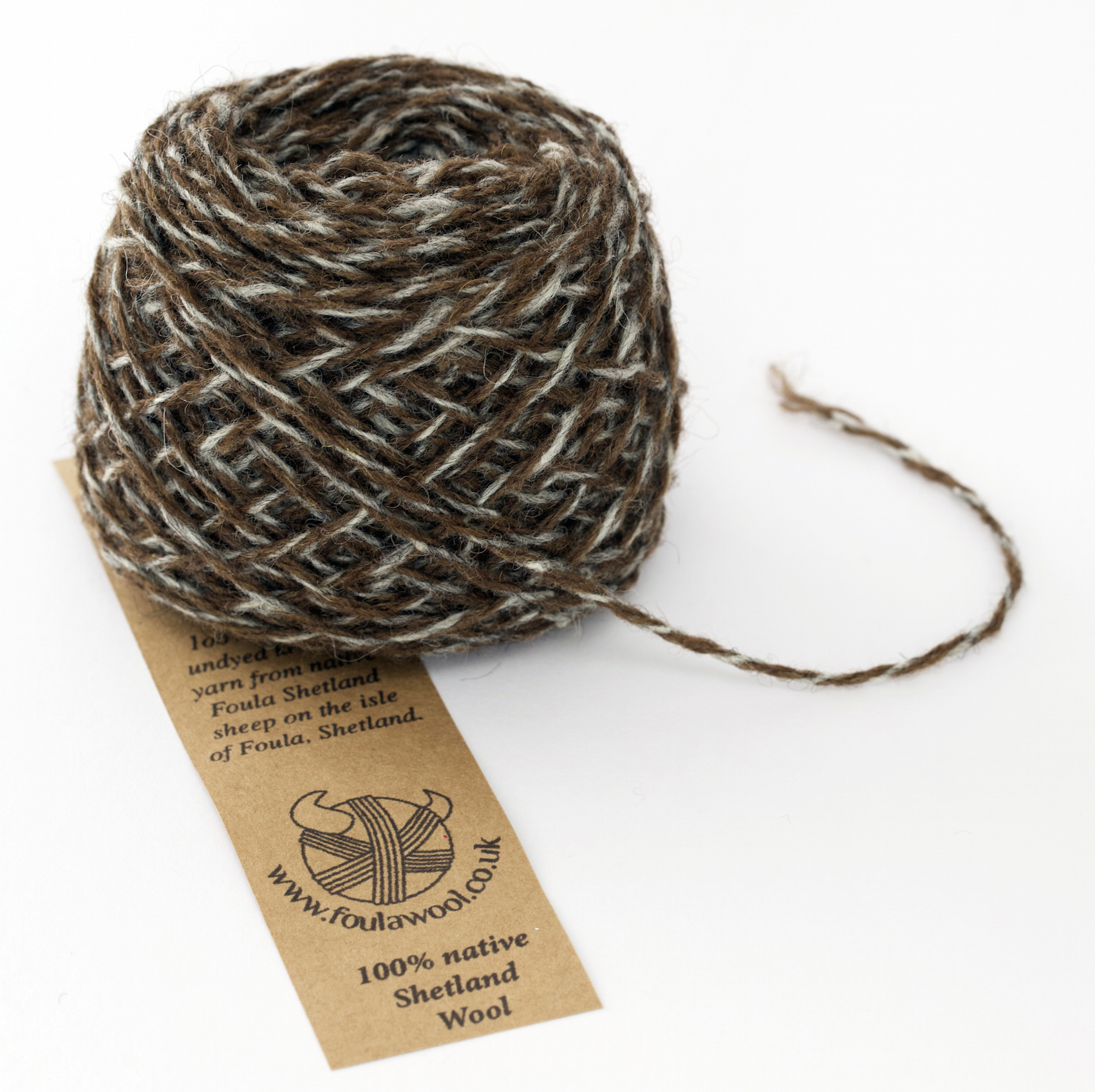 25g 2moorit/1grey yarn ball